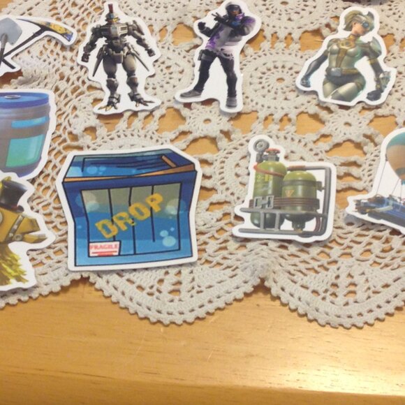 Fortnite stickers for cellphones, laptop, lockers, crafts, scrapbooking - Picture 4 of 6